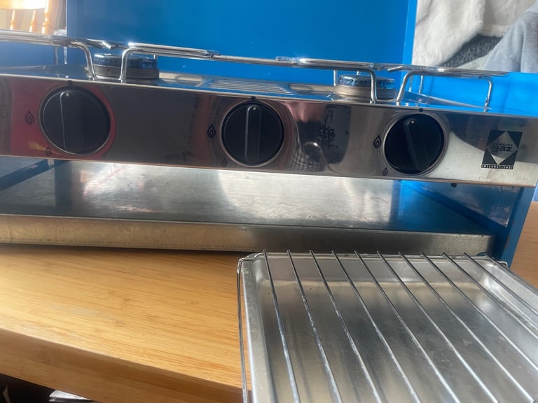 Camping double burner and grill + gas bottle+utensils