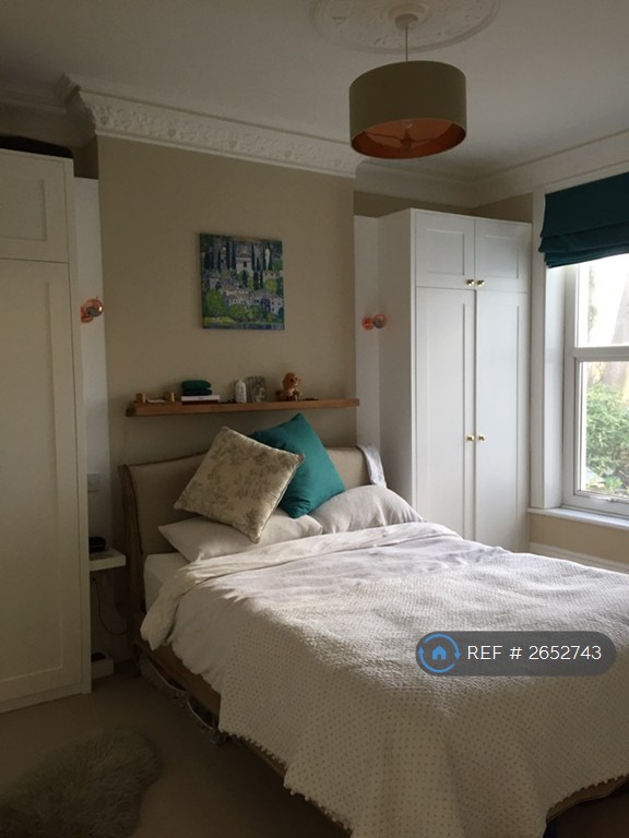 2 bedroom flat in Lorna Road, Hove, BN3 (2 bed) (#2652743)