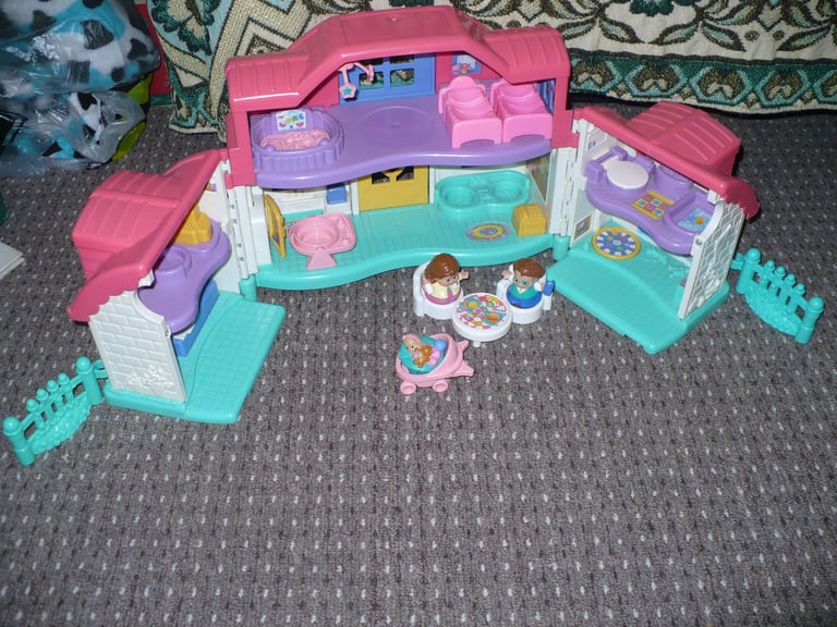image for Fisher Price Little People Sweet Sounds Home Musical House in very good clean condition