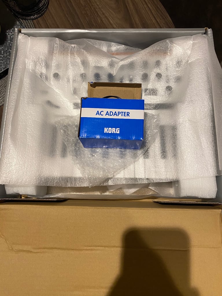 Synthesizer - Korg Monologue (Analog Synthesizer)