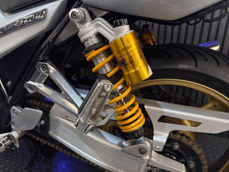 2009 Yamaha XJR1300 09