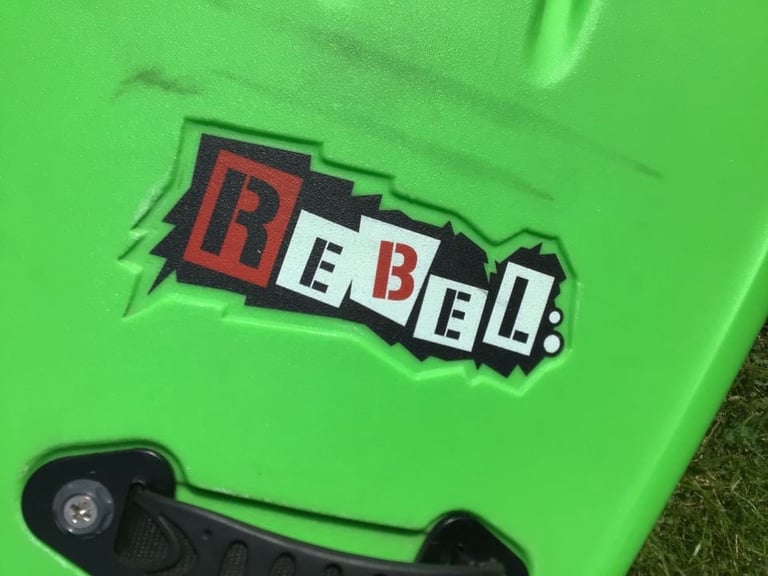 Pyranha Rebel kayak Kids child 