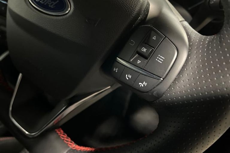 2024 Ford Focus 1.0 EcoBoost Hybrid mHEV ST-Line 5dr HATCHBACK PETROL Manual