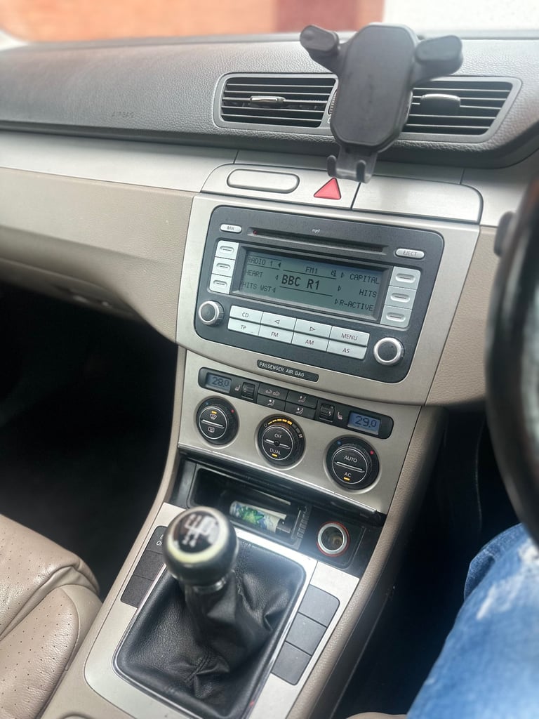 Volkswagen, PASSAT, Estate, 2007, Manual, 1896 (cc), 5 doors