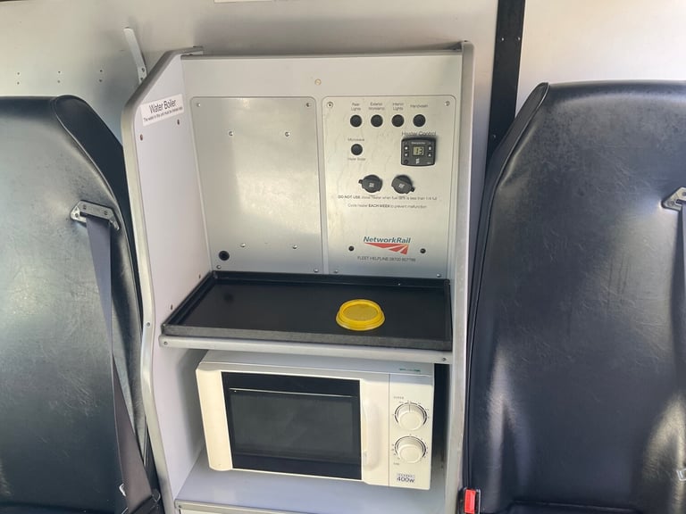 FORD TRANSIT WELFARE 5SEATER HIGH ROOF 1OWNER 2.2TDCI 100PS 