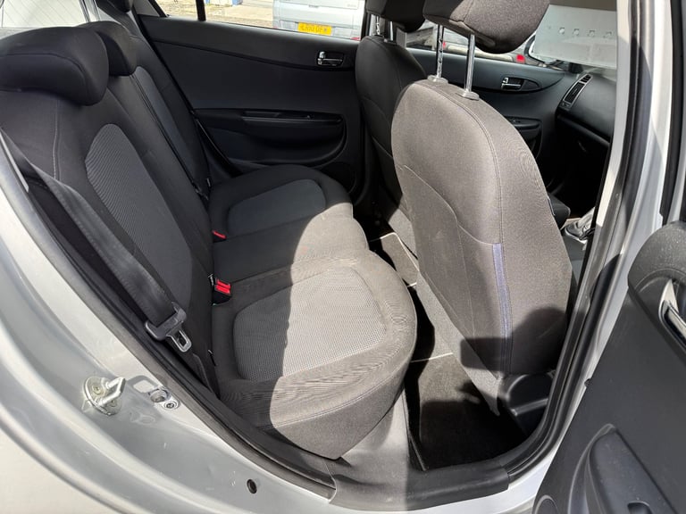 2012 Hyundai i20 5 Door 1.3 Petrol 97,000 Miles MOT’d 31/1/26 , 2 Previous Owners