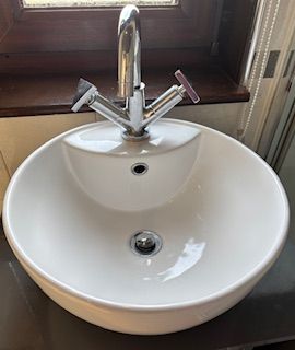 Round White Ceramic Counter Top Basin inc. Mixer Tap