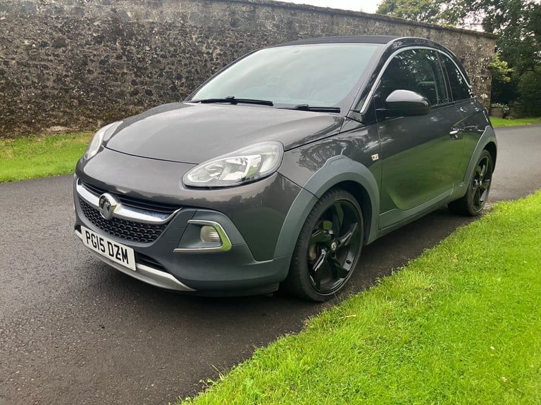 STUNNING 2015 VAUXHALL ADAM ROCKS AIR. MOT MARCH-26. ELECTRIC SLIDING OPEN TOP ROOF