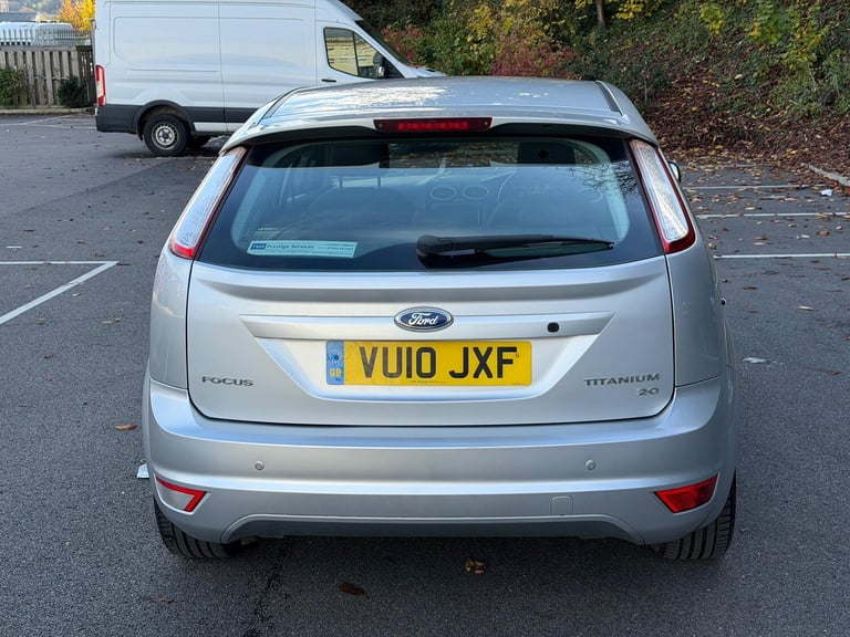 2010 Ford Focus 2.0 Titanium 5dr HATCHBACK PETROL Manual