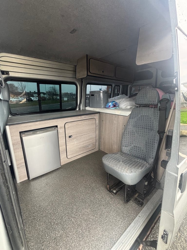 Ford, TRANSIT 140 T300 FWD, MPV, 2012, 2198 (cc), 5 doors