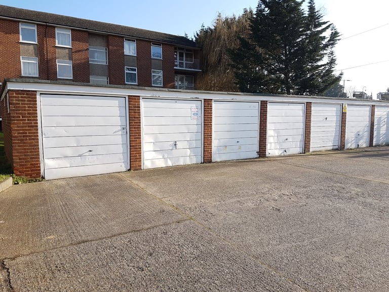 Garage to rent: SANDRINGHAM COURT (SITE 4) OFF STATION ROAD, BURNHAM SL1 6JU