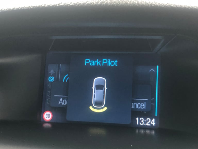 2014 Ford Focus 1.6 TDCi 115 Zetec Navigator 5dr ESTATE Diesel Manual