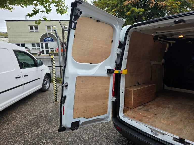 2022 Ford Transit Custom 300 2.0 EcoBlue 130 PS Leader L1 H1 SWB - EURO 6 + BLUETOOTH PANEL VAN D...