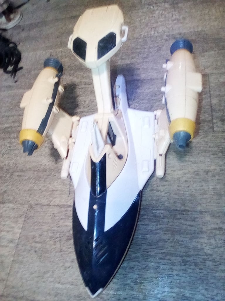 Bandai. Fighter.  Space.    Ship 