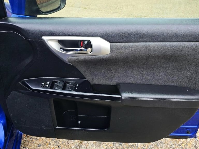 2011 Lexus CT 200h 1.8 AUTO Hybrid SE-I CVT 98500 Miles . CHEAP on Fuel . PX OK HATCHBACK Petrol/...