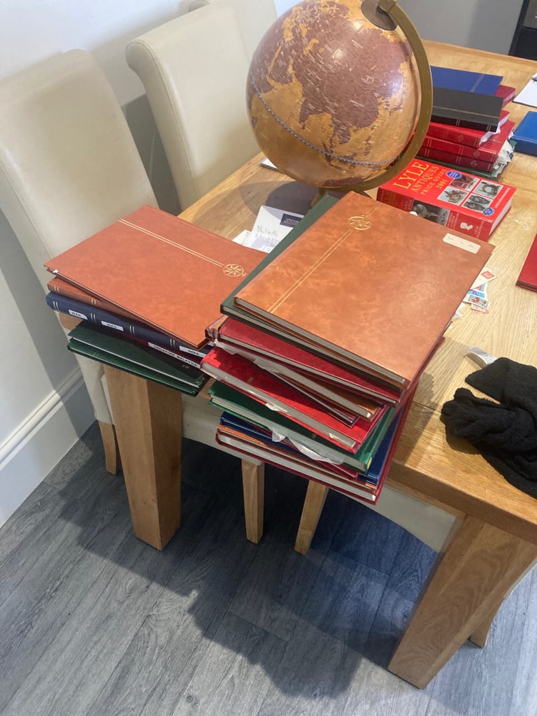 image for Thousands of stamps 