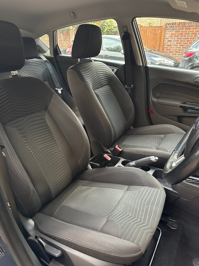 Ford, FIESTA, Hatchback, 2013, Manual, 1241 (cc), 5 doors