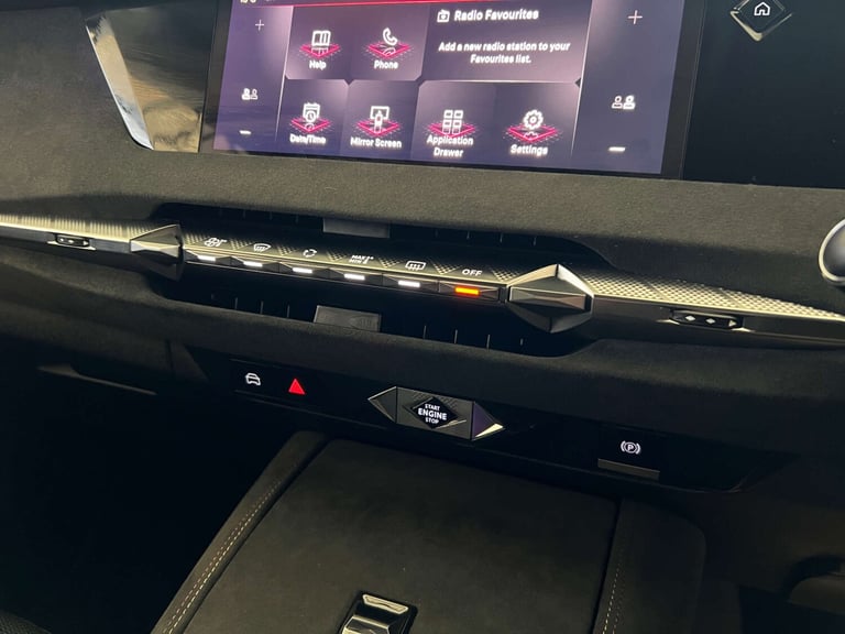 2022 DS Automobiles DS 4 1.6 DS4 Performance Line PHEV Auto 5dr Hatchback Hybrid Automatic