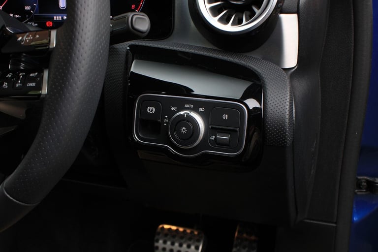 2024 Mercedes-Benz A-Class 1.3 A200h MHEV AMG Line (Premium) 7G-DCT Euro 6 (s/s) 5dr HATCHBACK Pe...