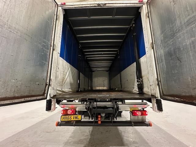 Mercedes Actros 2535 6x2 Sleeper Cab Curtainsider  