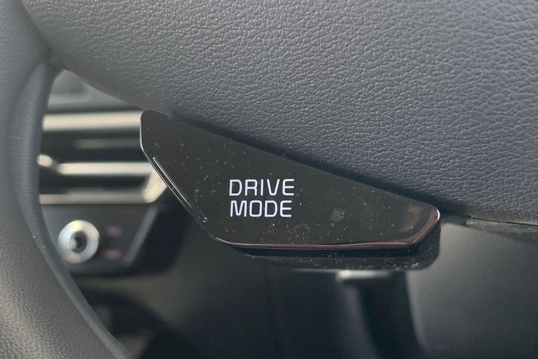 2022 Kia Niro 1.6 GDi Hybrid 2 5dr DCT Estate Hybrid Automatic