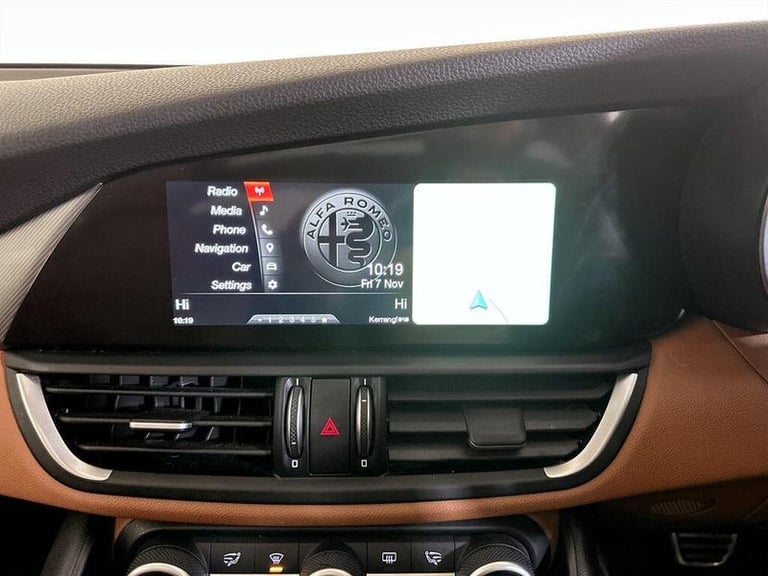 2017 Alfa Romeo Giulia 2.0 TB 280 Veloce 4dr Auto SALOON PETROL Automatic