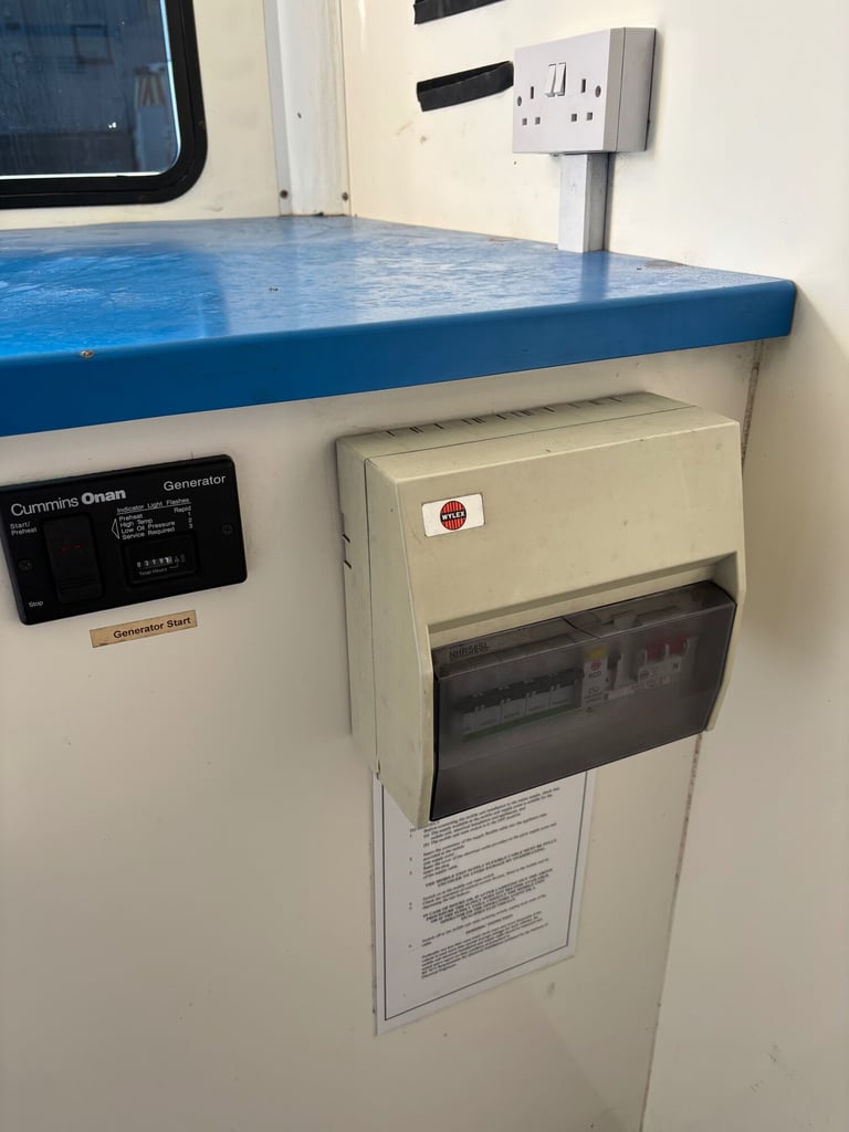 2009 Mercedes-Benz Sprinter twin axle 515 cdi   DIESEL Manual