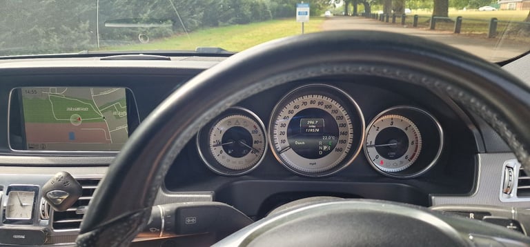 Mercedes-Benz, E CLASS, Saloon, 2014, Semi-Auto, 2143 (cc), 4 doors