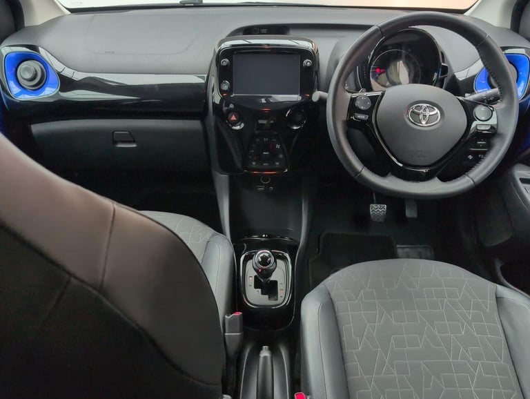 2021 Toyota AYGO 1.0 VVT-i x-clusiv Hatchback 5dr Petrol x-shift Euro 6 (71 ps) REAR PRIVACY HATC...