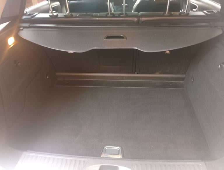Volkswagen, PASSAT, Estate, 2012, Manual, 1598 (cc), 5 doors