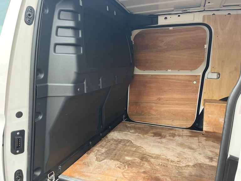 2022 Volkswagen Caddy Maxi 6 Dr 2.0 TDI C20 Commerce LWB E6 LOW MLS PLYLINED FSH