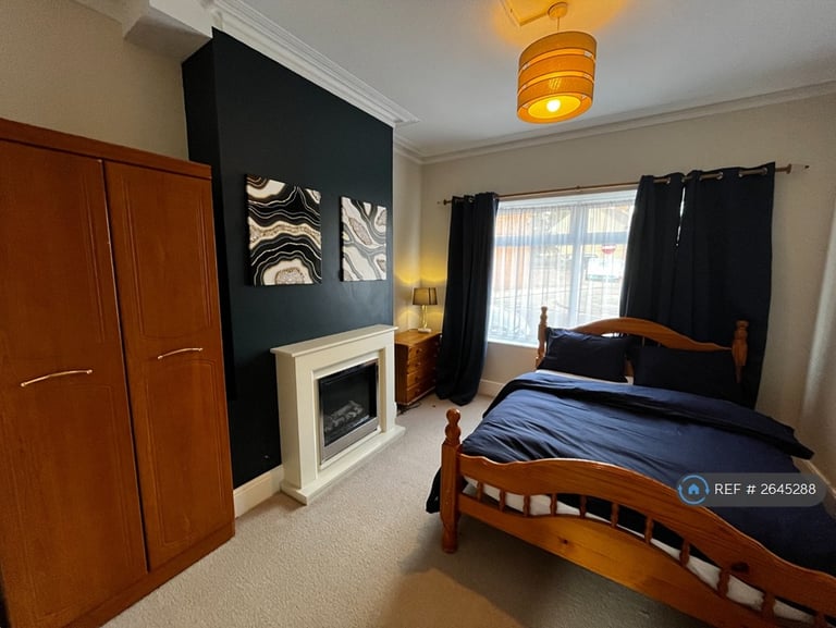 1 bedroom in Queen Anne Street, Milton Keynes, MK13 (#2645288)