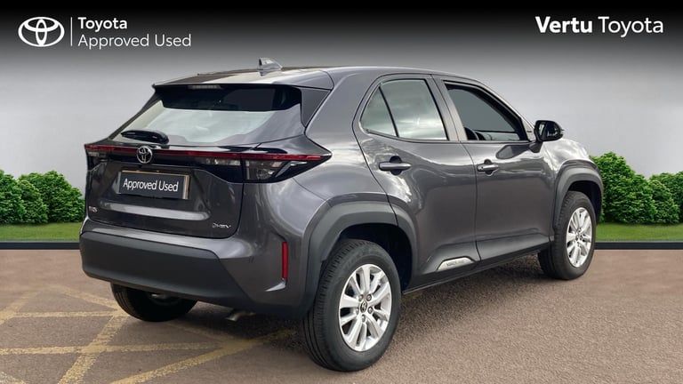 2025 Toyota Yaris Cross 1.5 Hybrid Icon 5dr CVT Hybrid Estate Estate Hybrid Automatic