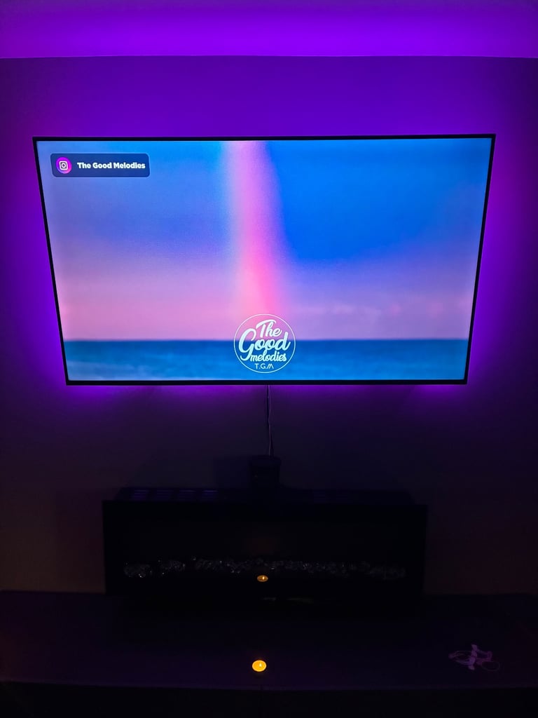 Hisense to 55” brand new. 
