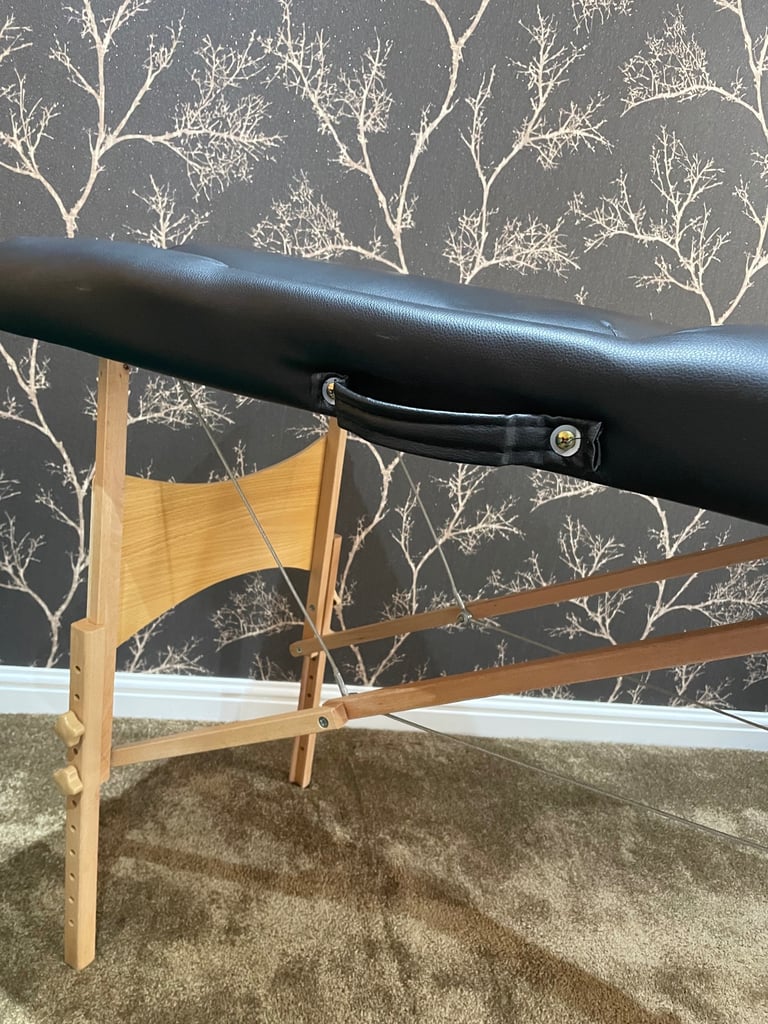 Massage / Reiki table 