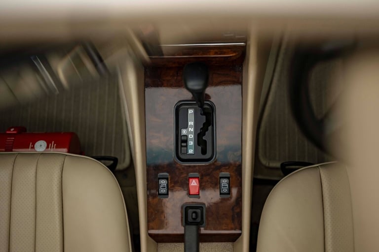 1988 Mercedes-Benz S-Class 300 CONVERTIBLE Petrol Automatic