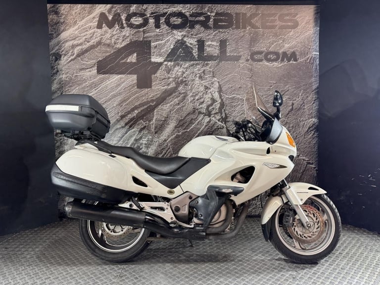 image for HONDA DEAUVILLE 650 NT 650 V 2005