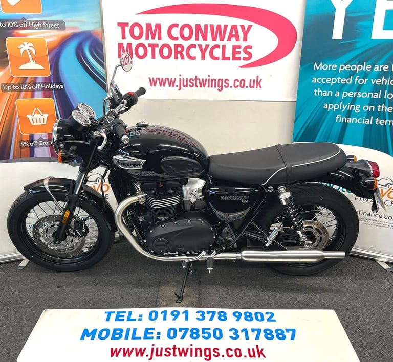 TRIUMPH BONNEVILLE T100, 2025(75), 6 DELIVERY MILES, STUNNING MOTORCYCLE, £8995