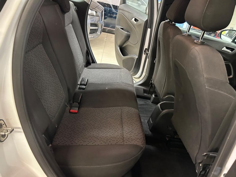 2018 Vauxhall Crossland X 1.6 Turbo D ecoTEC SE Euro 6 (s/s) 5dr HATCHBACK Diesel Manual