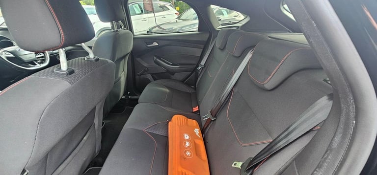 2018 Ford Focus 1.0T EcoBoost ST-Line Hatchback 5dr Petrol Manual Euro 6 (s/s) (140 ps) HATCHBACK...