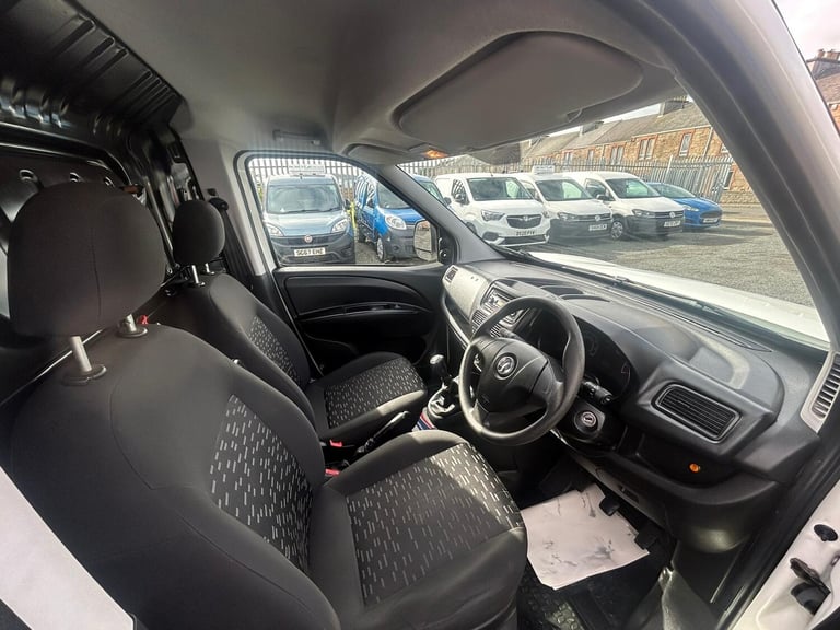 2018 Vauxhall Combo 2300 1.3 CDTI 16V 95ps H1 Van Euro 6 [Start Stop] PANEL VAN Diesel Manual