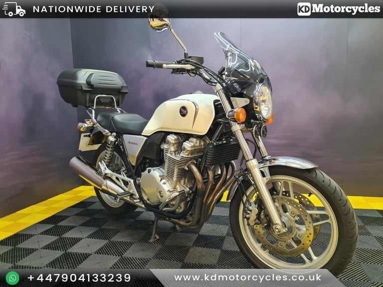 HONDA CB1100, 2013, low miles with extra's free mot + service