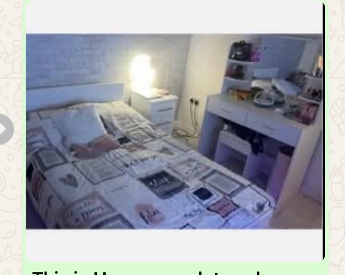 image for FREE.  White Dressing table