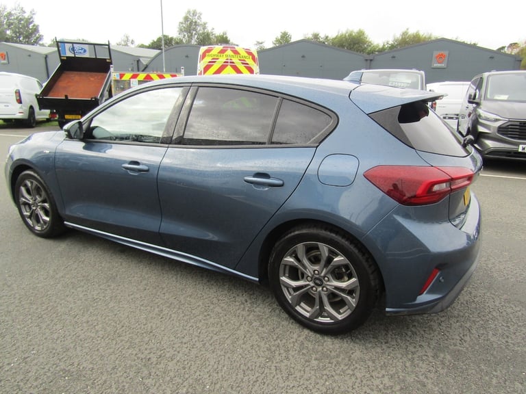 2023 Ford Focus 1.0T EcoBoost ST-Line 5dr - 1 Owner / Protection Pack Hatchback Petrol Manual
