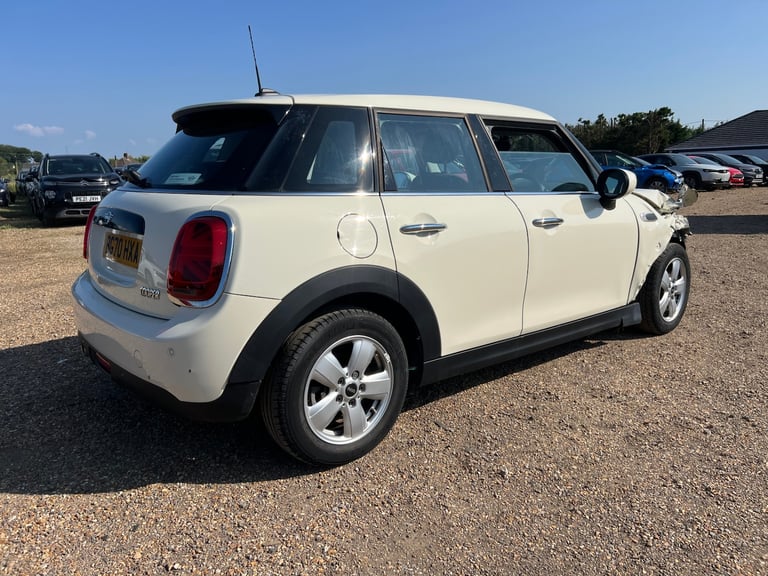 2020 MINI COOPER CLASSIC WHITE EURO 6 SALVAGE DAMAGED REPAIR PETROL CAT S ULEZ