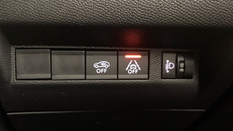 2022 Peugeot 208 1.2 PureTech Active Premium + Hatchback 5dr Petrol Manual Euro 6 (s/s) (75  Hatc...