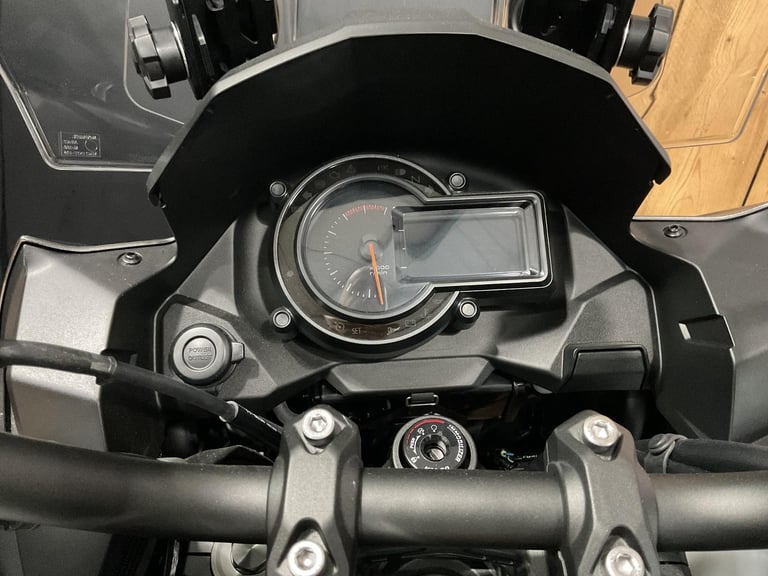 Kawasaki Versys 1100 2025 Brand New! Last 1! FREE TOURING KIT! FREE UK DELIVERY!