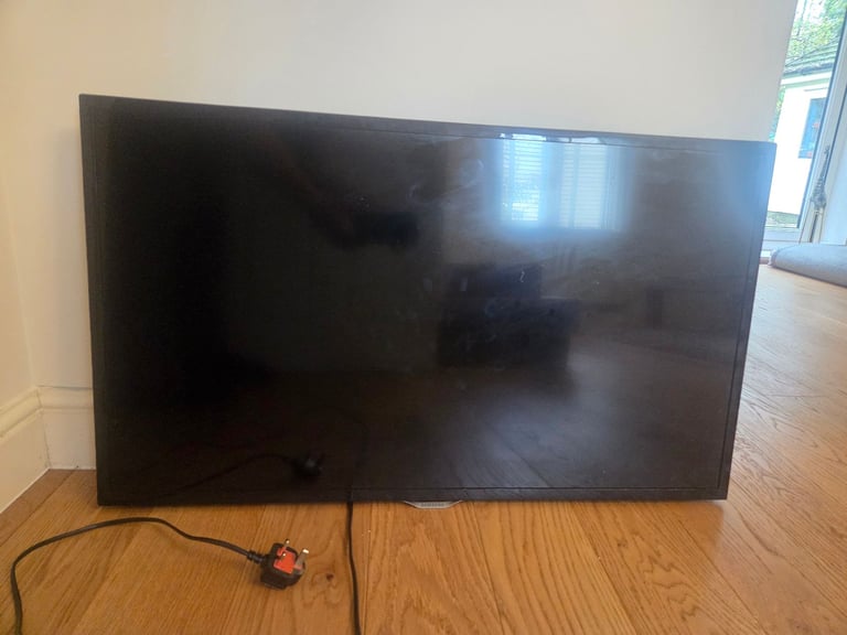 image for Samsung 39-inch LED Smart TV