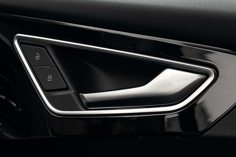 2025 Audi Q4 e-tron 250kW 55 Quattro 82kWh Sport 5dr Auto [Leather] SUV Electric Automatic