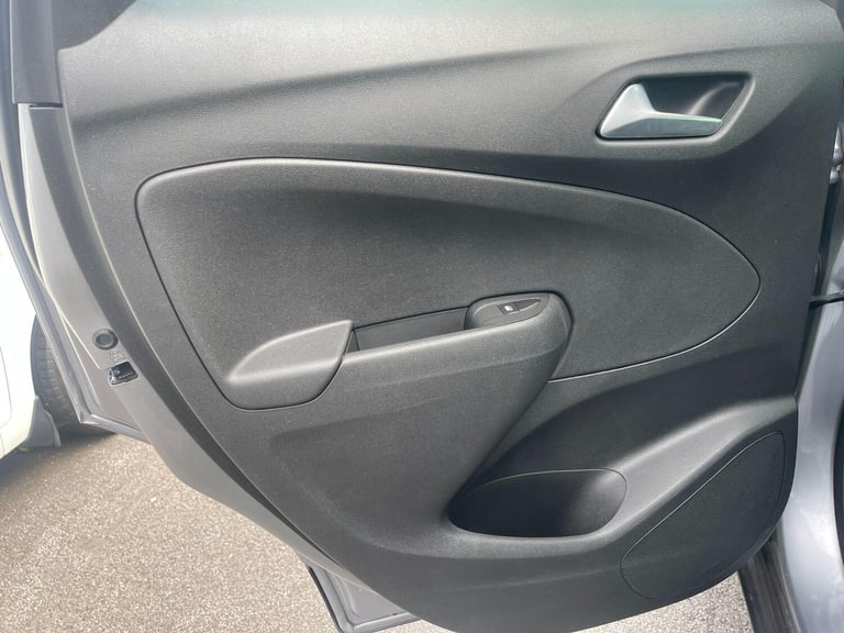 2021 Vauxhall Crossland 1.2 Turbo Elite Nav Auto Euro 6 (s/s) 5dr HATCHBACK Petrol Automatic